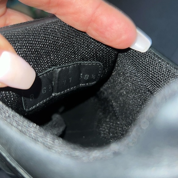 100% Authentic Chanel sneakers size 38.5 - Picture 10 of 10